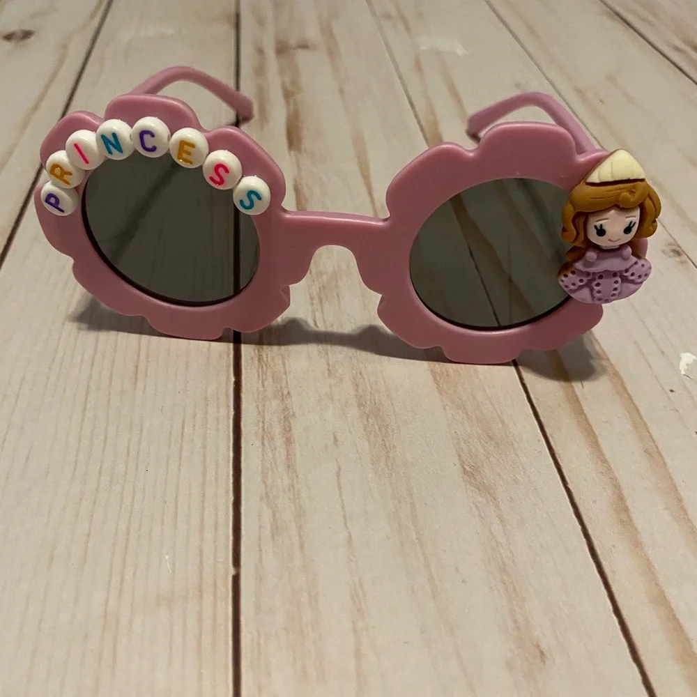 Girls light purple flower shaped princess sunglasses